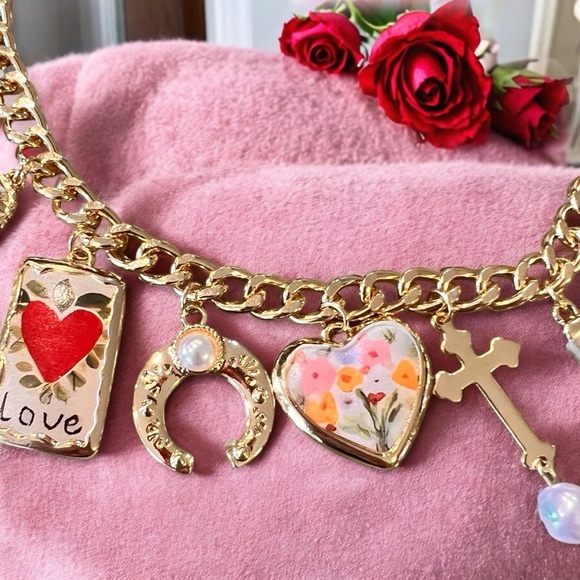 Gold toned chunky charm necklace with Heart and Love Accents - Picture 6 of 17